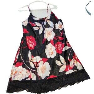 Lilac & London Chemise  Lingerie Size Medium Floral Satin Lace Lingerie. NEW